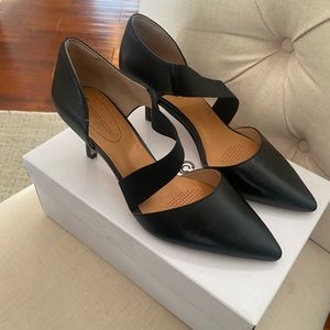 Black corso como heels!